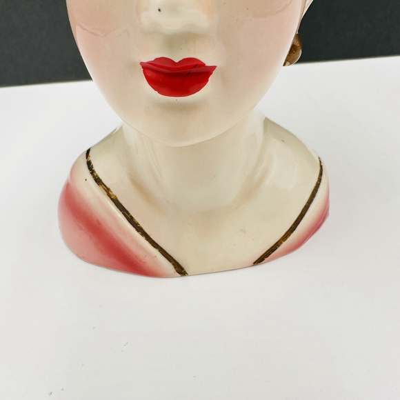 Vintage Nippon Yoko Boeki Lady 7” Head Vase Blond Floral Feather Top Ceramic - Picture 4 of 15